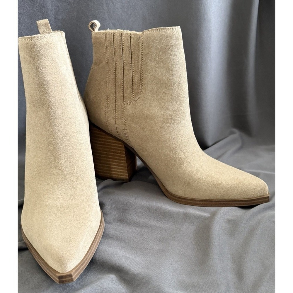 Marc Fisher Suede Ankle Booties Womens 9M Beige 3.5" Heeled‎ Boots Pointed Toe